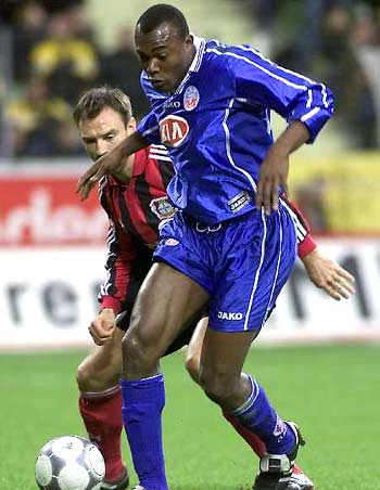 逼平对手 逼平对手